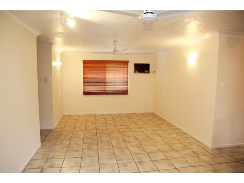 45 Winston Crescent, Kirwan QLD 4817