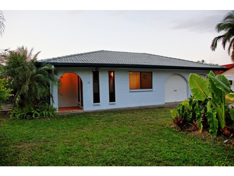 45 Winston Crescent, Kirwan QLD 4817