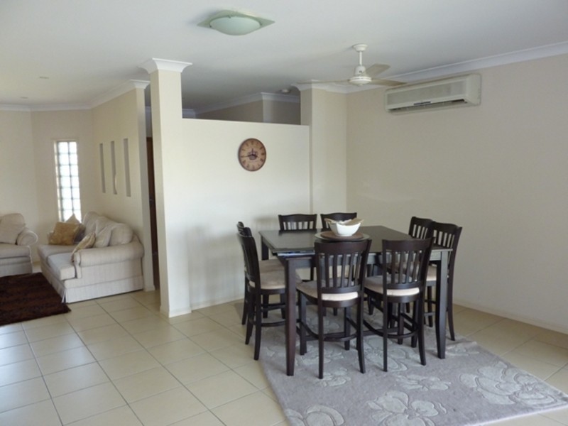 47  Janelle Street, Kelso QLD 4815