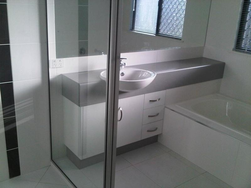 12 Browning Street, Mount Louisa QLD 4814