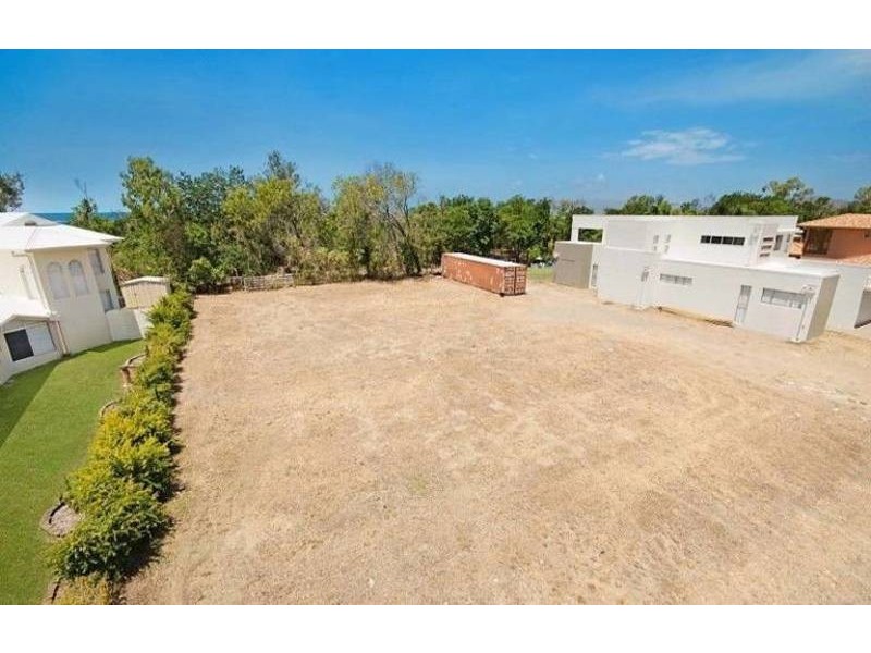 54 Livistonia Close, Bushland Beach QLD 4818