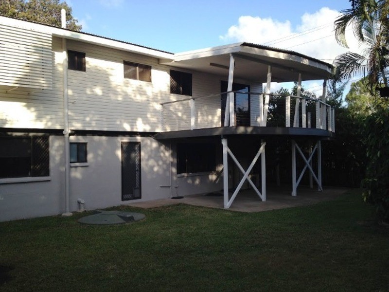 6 Cay Street, Saunders Beach QLD 4818