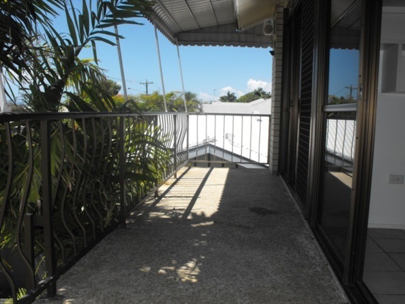 5/64 Warburton Street, North Ward QLD 4810