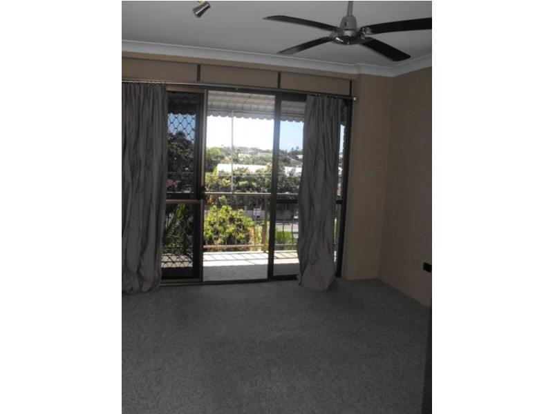 5/64 Warburton Street, North Ward QLD 4810