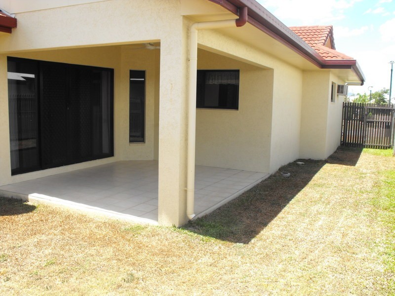 7 Burbank Way, Kirwan QLD 4817