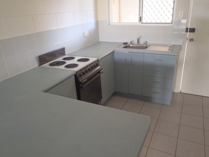 West End QLD 4810