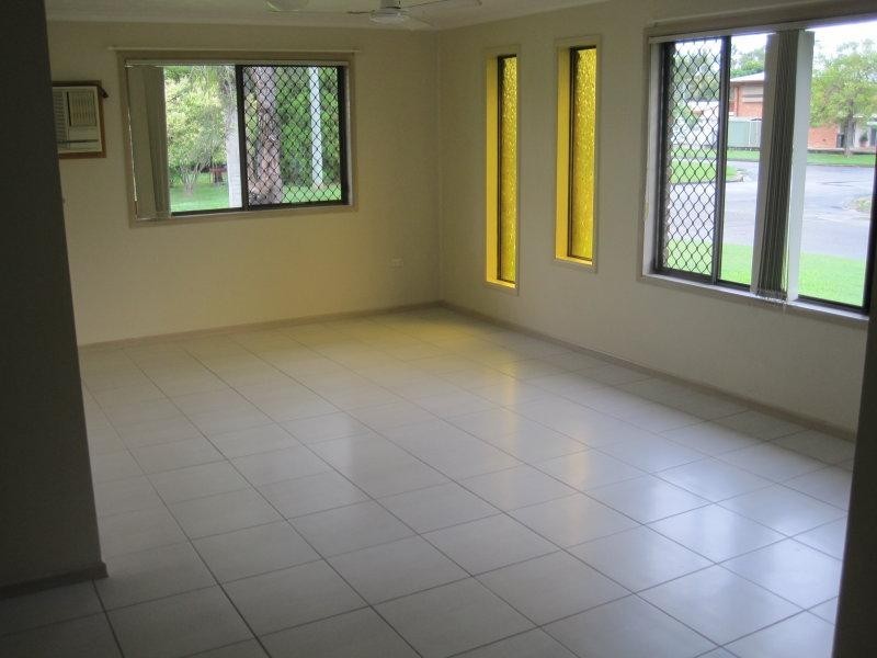 1 Shirleen Crescent, Condon QLD 4815