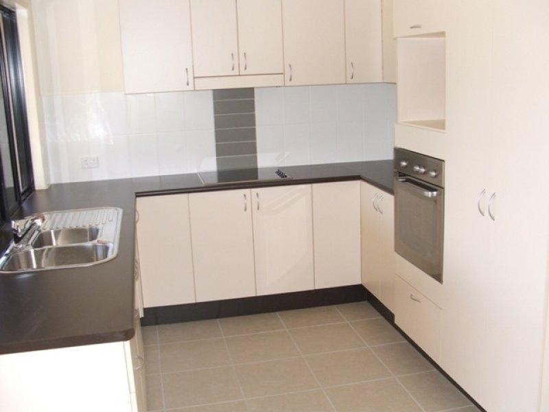 2/43 Santal Drive, Rasmussen QLD 4815