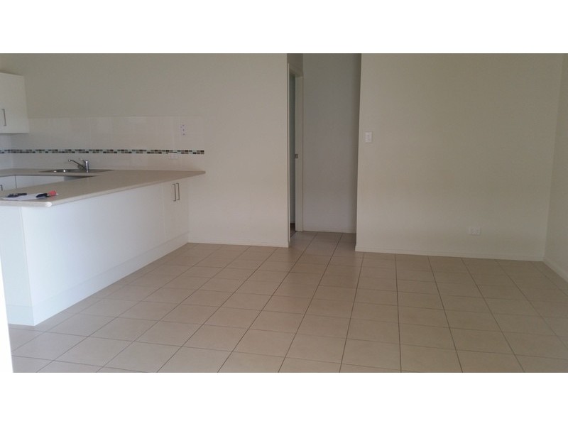 8  Chloe Court, Mount Louisa QLD 4814