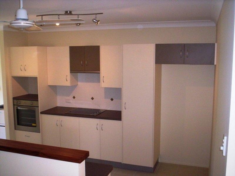 9/10 Renecol Avenue, Rasmussen QLD 4815