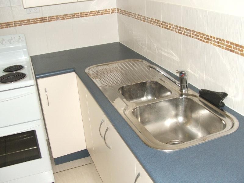 2/13 Granville Street, Pimlico QLD 4812