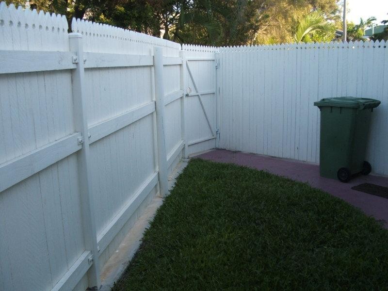 2/13 Granville Street, Pimlico QLD 4812