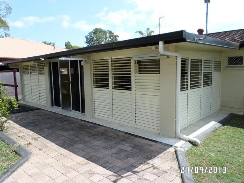 17 Camira Ave, Cranbrook QLD 4814