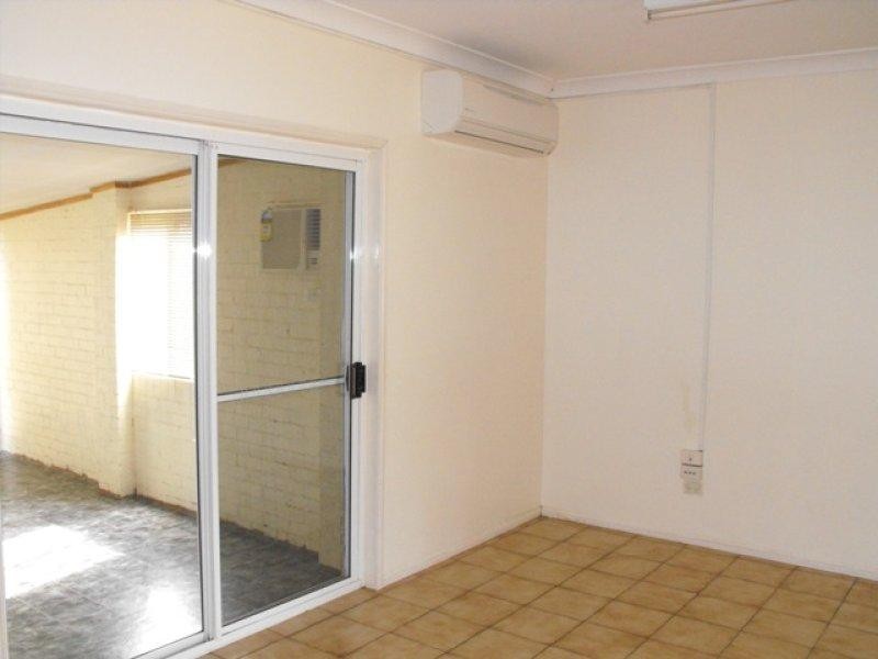 9 Elberry Crescent, Kelso QLD 4815