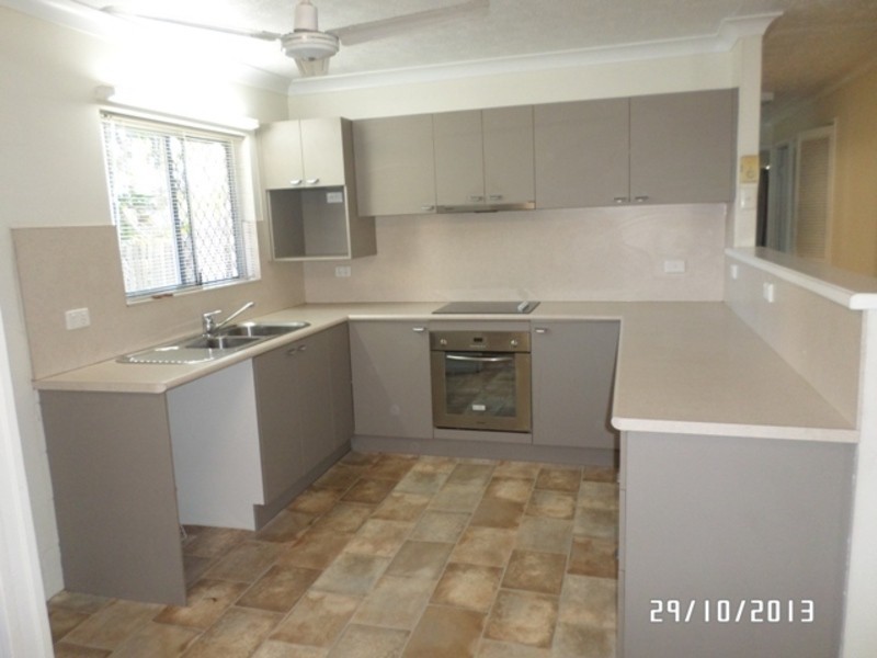 1393 Riverway Drive, Kelso QLD 4815