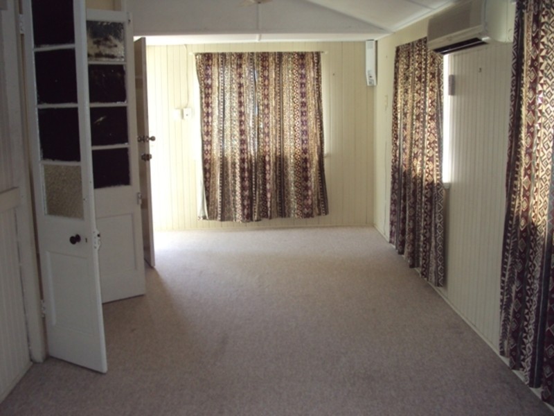 1/53 Goodwin, Currajong QLD 4812