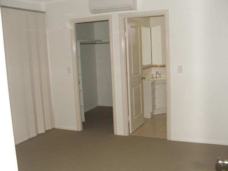 17 Thornbill Close, Kelso QLD 4815