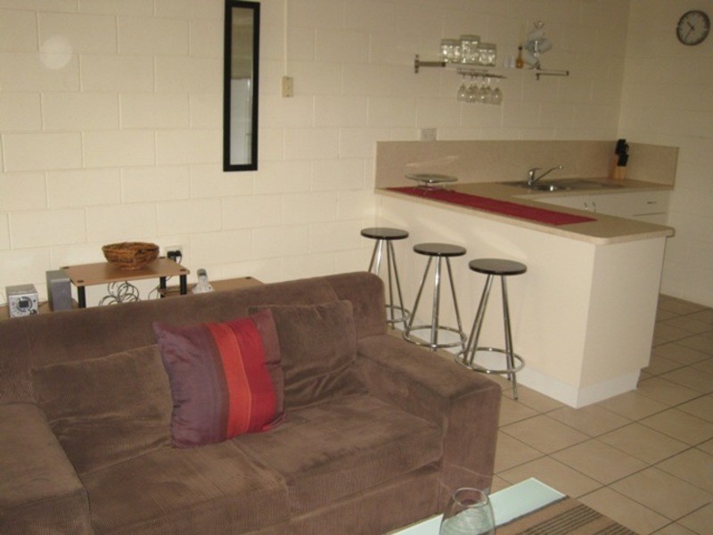 9/37 Hugh Street Townsville, West End QLD 4810