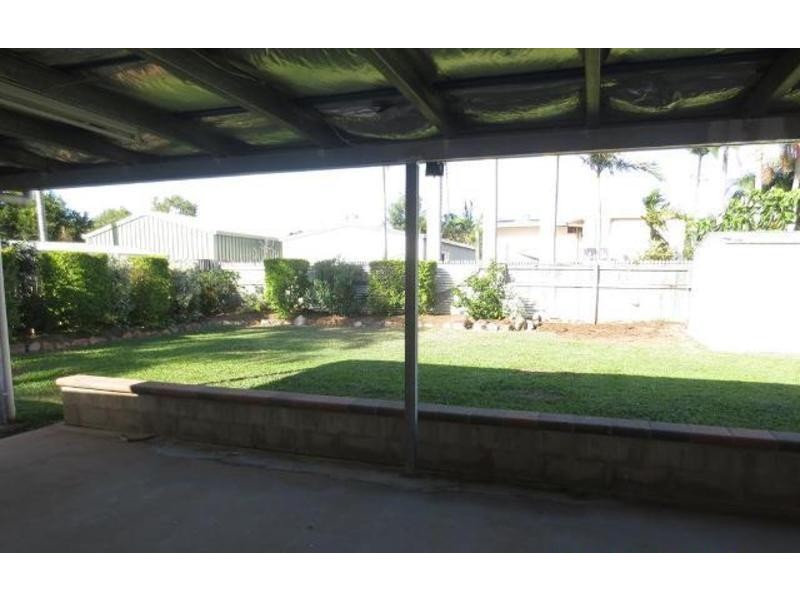 18 Julia Street, Kirwan QLD 4817