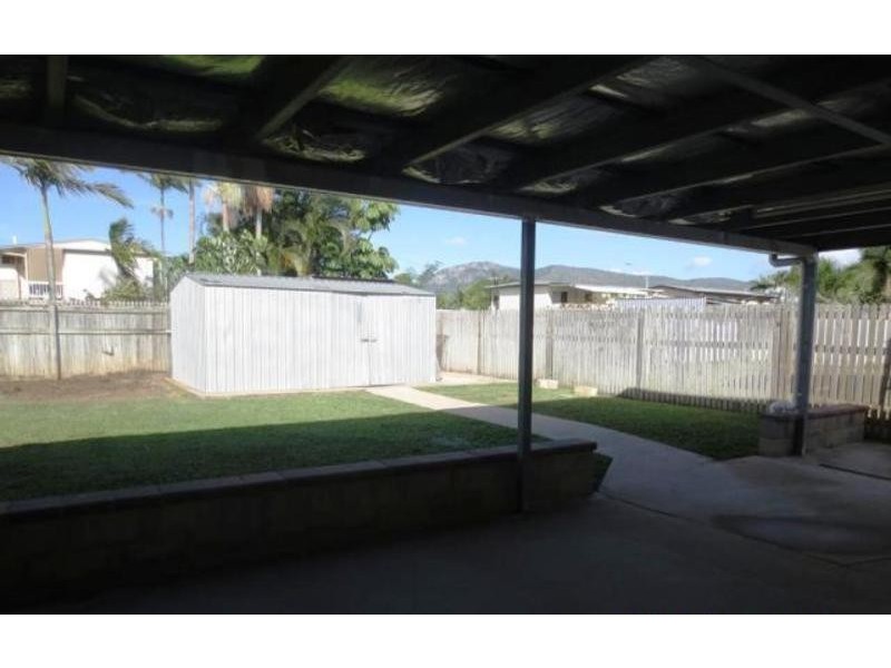 18 Julia Street, Kirwan QLD 4817