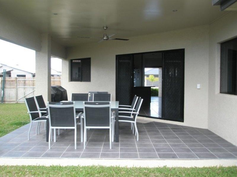 8 Beaconsfield Avenue, Kirwan QLD 4817