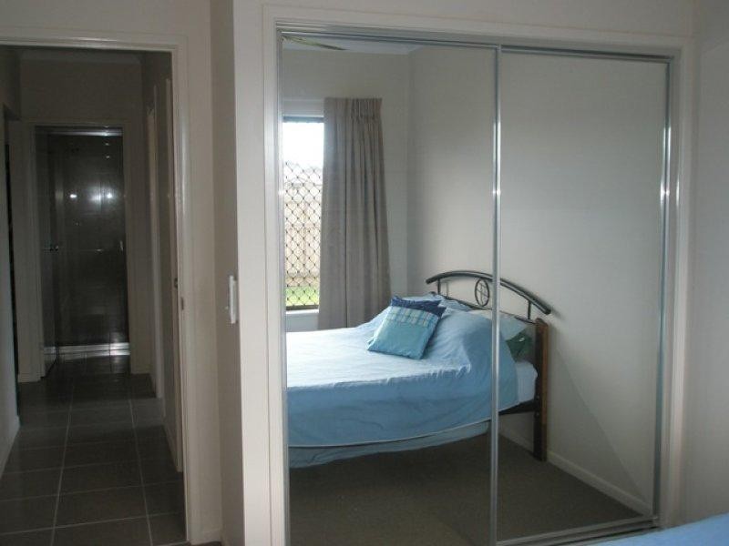 8 Beaconsfield Avenue, Kirwan QLD 4817