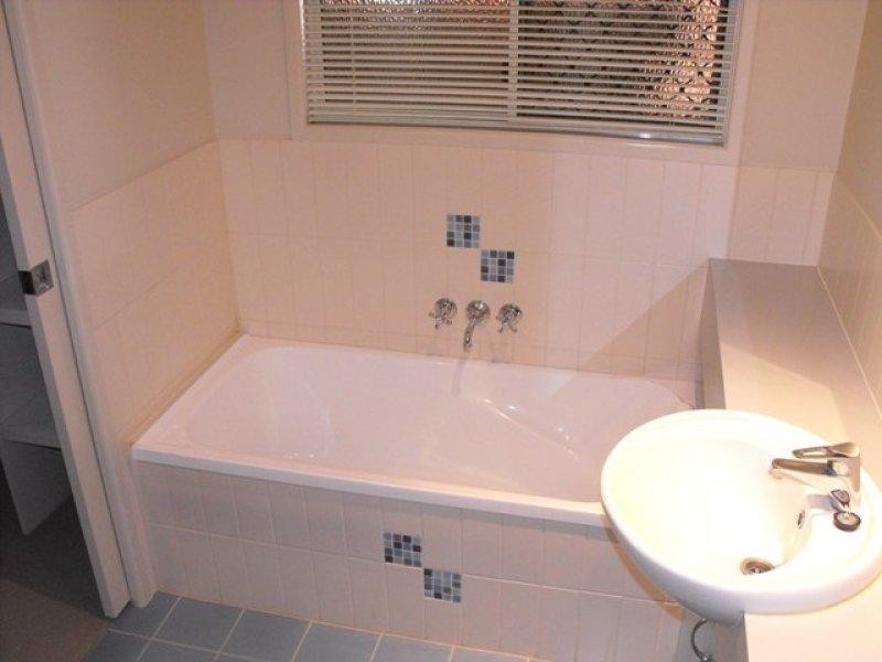 1/86-88 Chandler Street, Garbutt QLD 4814