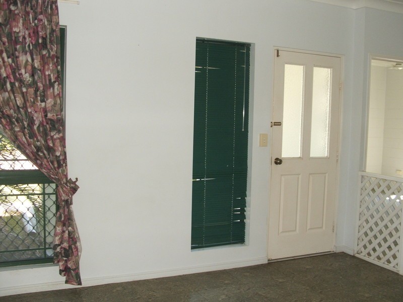 9 Raven Court, Kelso QLD 4815