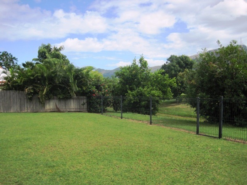 21 Woodbine Drive, Annandale QLD 4814