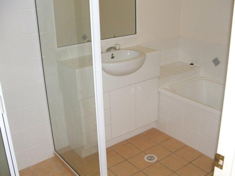 158 Greenwood Drive, Kirwan QLD 4817