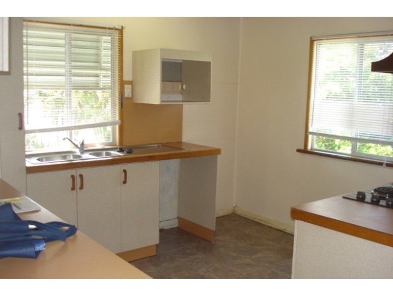 2/109 Goodwin Street, Currajong QLD 4812