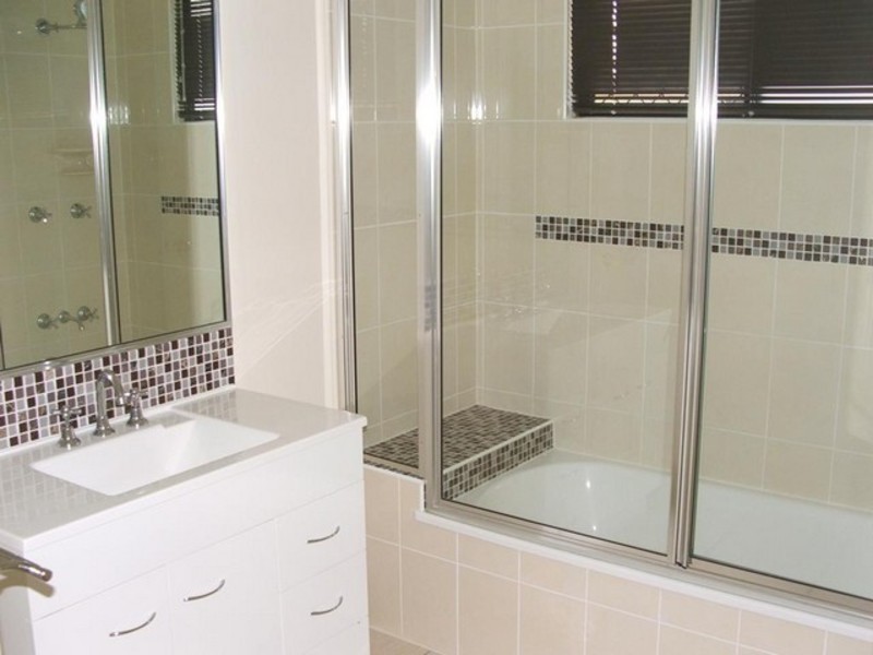 4 Thornbill Close, Kelso QLD 4815