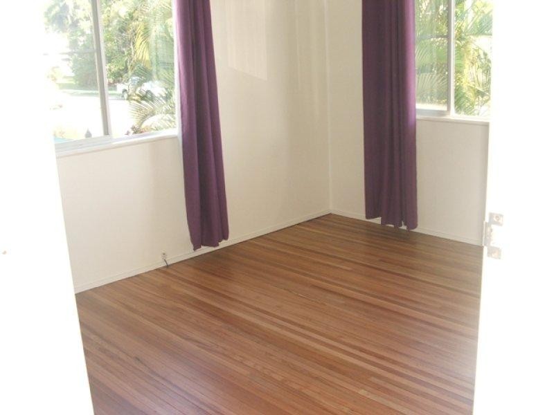 339 Charles Street, Kirwan QLD 4817