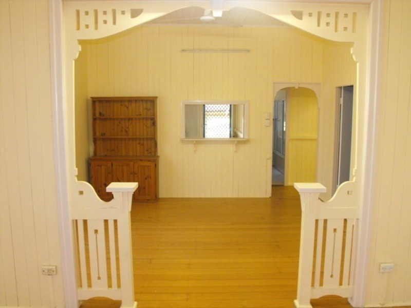 * Stuart Drive, Stuart QLD 4811