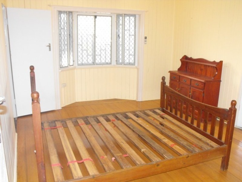 * Stuart Drive, Stuart QLD 4811