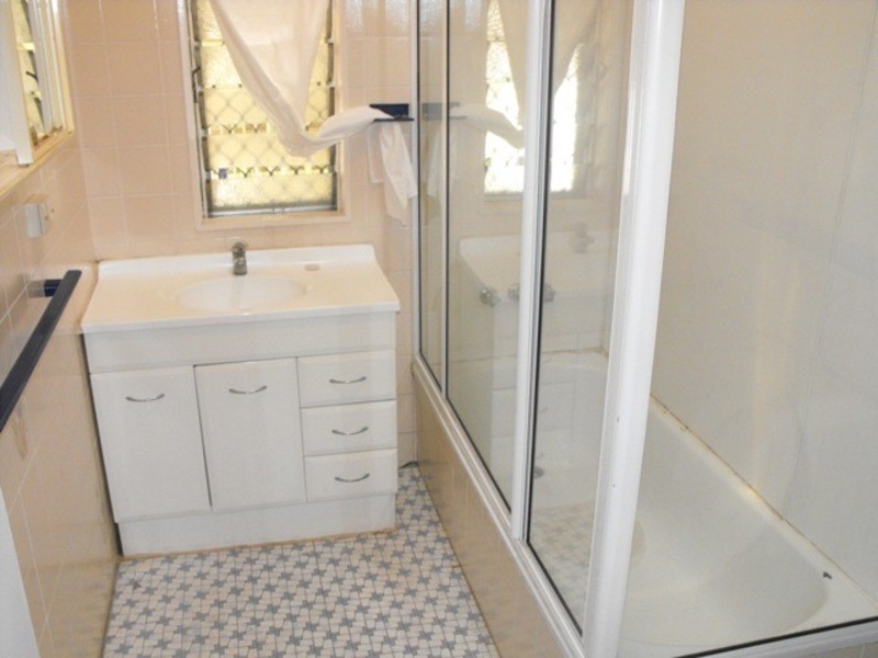 * Stuart Drive, Stuart QLD 4811