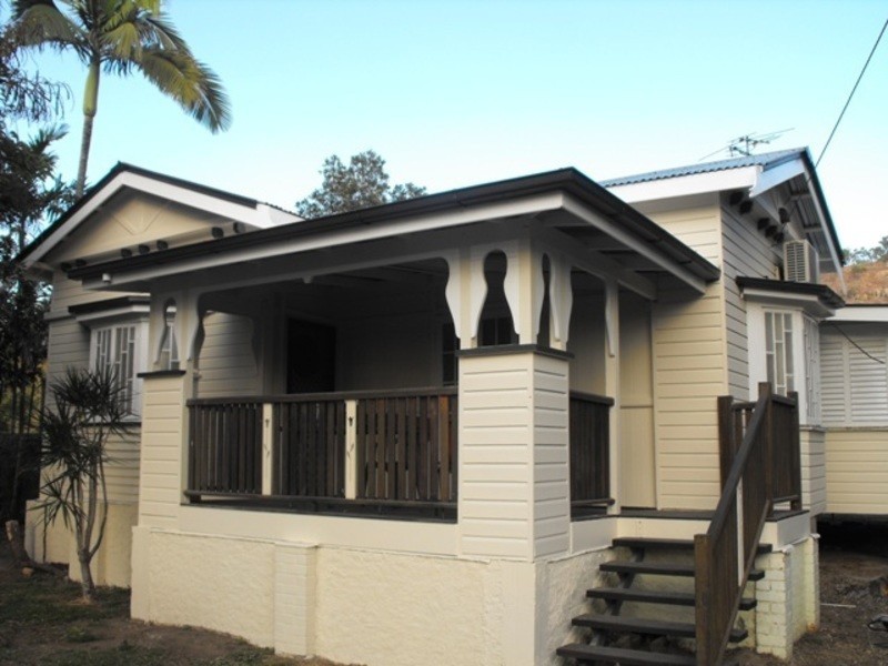 * Stuart Drive, Stuart QLD 4811