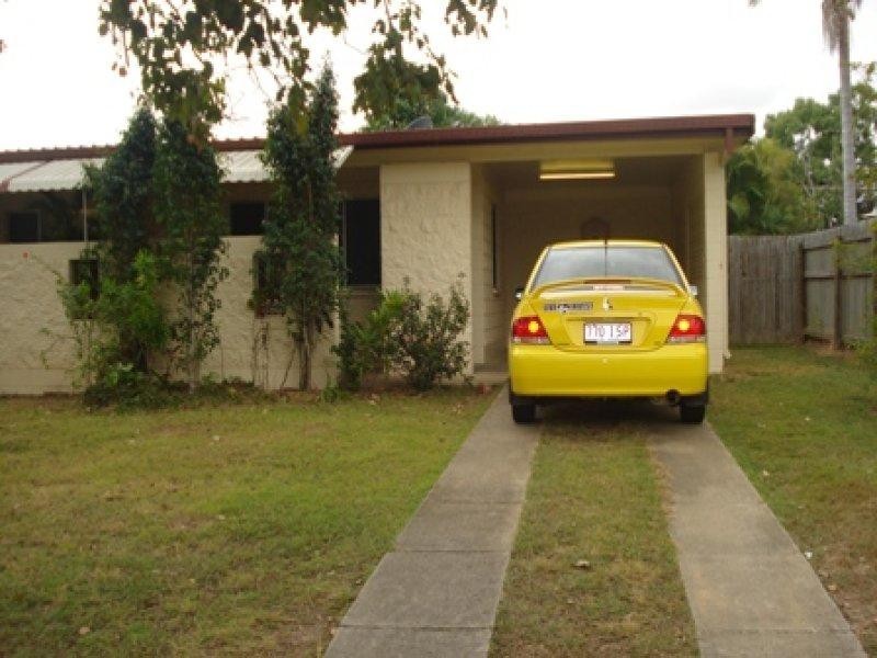 2/42 Churinga Street, Kirwan QLD 4817