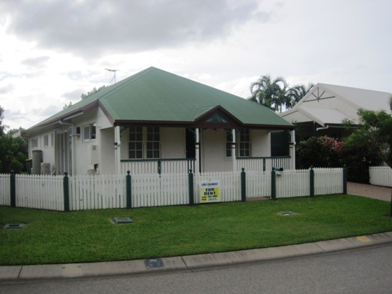 19 Southern Cross Circuit, Douglas QLD 4814