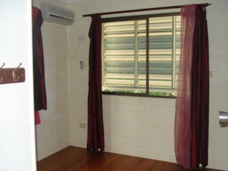 1 Beech Court, Bushland Beach QLD 4818