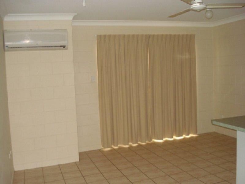 13/14 Nix Street, West End QLD 4810