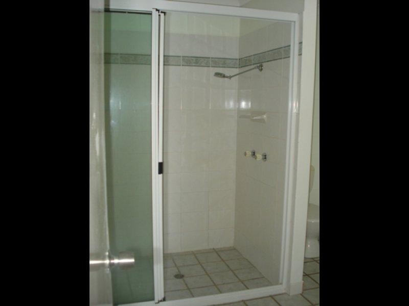 13/14 Nix Street, West End QLD 4810