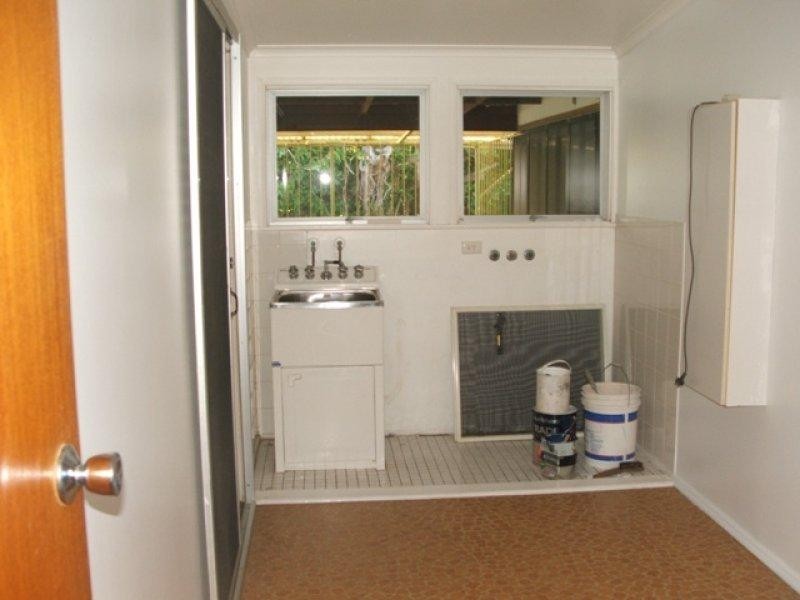 567 Ross River Road, Kirwan QLD 4817