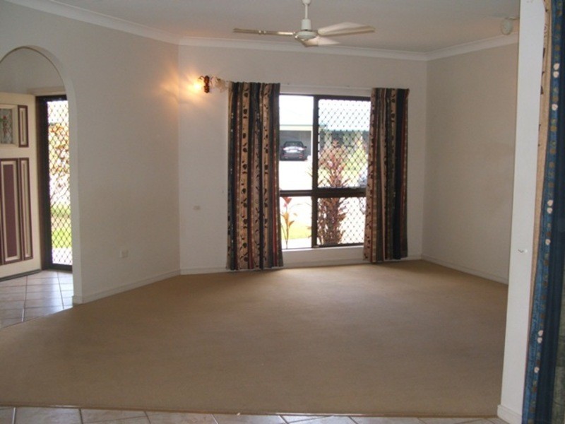 10 Jondaryn Court, Annandale QLD 4814