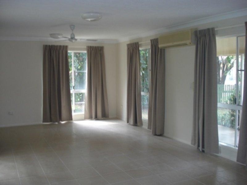 5 Christian Court, Mount Louisa QLD 4814