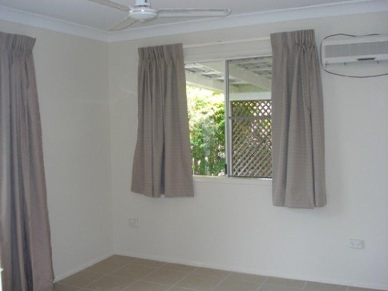 5 Christian Court, Mount Louisa QLD 4814