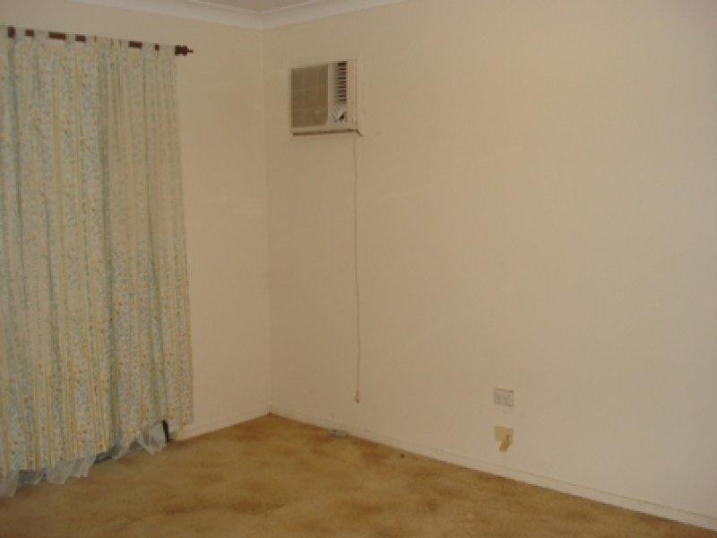 12 Bernborough Court, Kelso QLD 4815