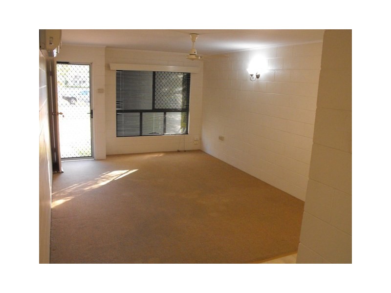 2/18 Burnett Crescent, Wulguru QLD 4811