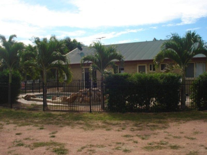 6 Helenita Court, Rupertswood QLD 4817