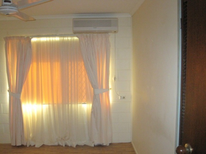 34 Pine Street, Kirwan QLD 4817